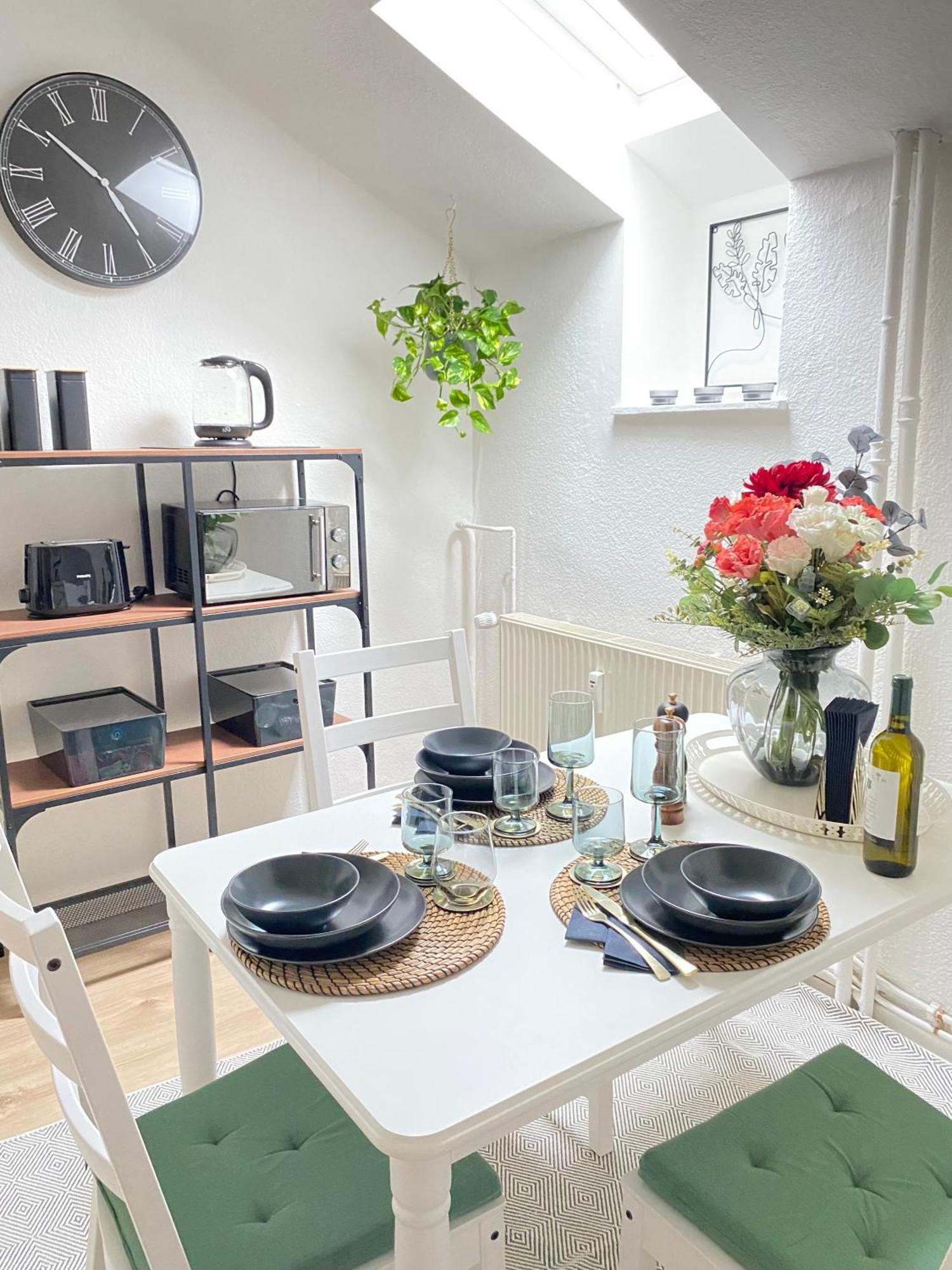 Superhosts Zentrum - Kueche - Netflix - Kaffee BRE エクステリア 写真
